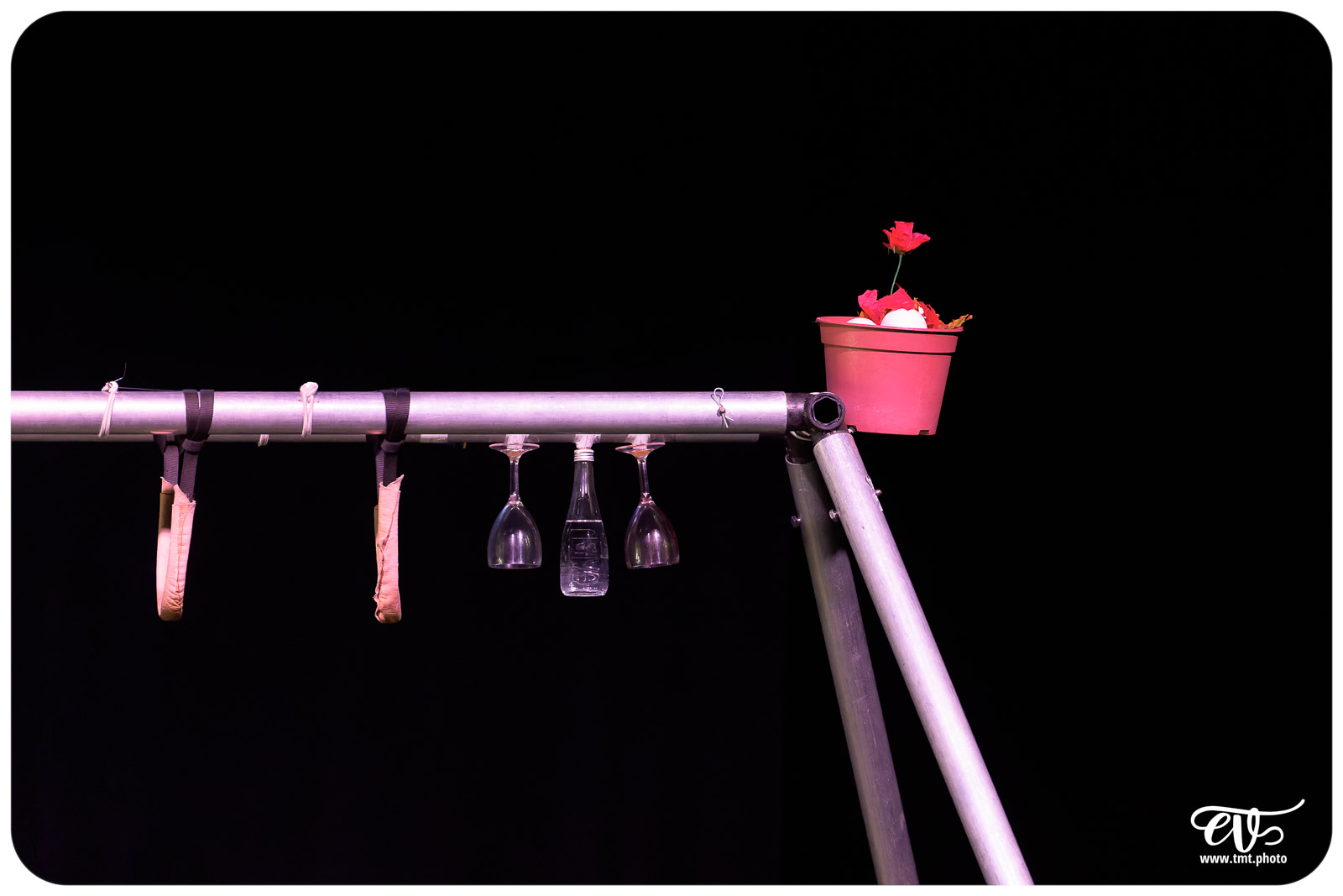LE VERTIGE DE L'ENVERS (CIE L'ENVOLÉE CIRQUE)